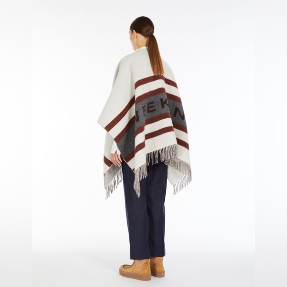 Made In Italy Weekend Max Mara Label-cut Wool Blend Large Cape Sz:OS Fall/Winter - Picture 3 of 16